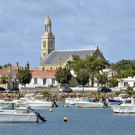Grande Maison Pour 10 Proche De La Holiday home Saint-Gilles-Croix-de-Vie