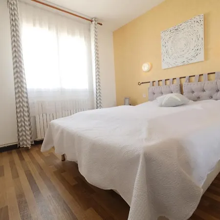 Grande Maison Pour 10 Proche De La Holiday home Saint-Gilles-Croix-de-Vie