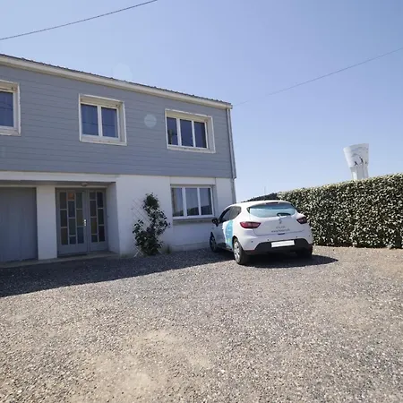 Holiday home Grande Maison Pour 10 Proche De La *